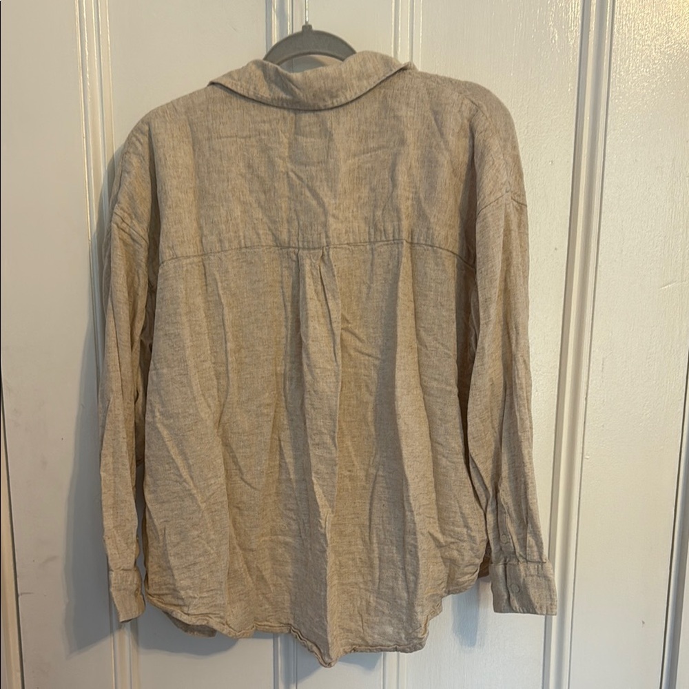 Linen button down - Picture 3 of 3